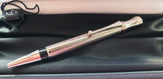 platinované guľôčkové pero značky LABAN - krásny gravírovaný vzor Guiloche